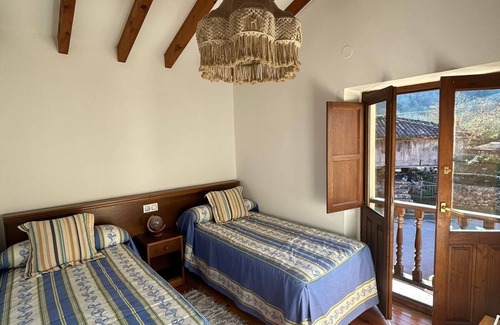 Cuenco Cottage | Between beach and mountain. Terrace with barbecue and gazebo. Panoramic views.