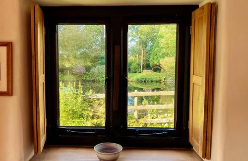 Worlington Cottage | Between Exmoor and Dartmoor Luxurious Cottage on 15th Century Farm with Pool