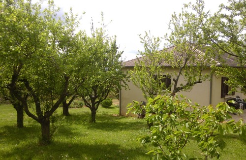 Lentillac-Saint-Blaise House | Between Conques and Figeac, dive into the heart of medieval Lot and Aveyron!