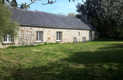 Les Moitiers-d'Allonne House | Between sea and countryside (4pers./4km sea)