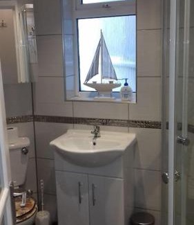 Brighton City Centre Apartment | Between Piers, the stylish studio flat in Cannon place