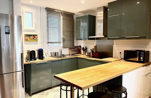 Auteuil Apartment | Between the Eiffel Tower and Bois de Boulogne, quiet, elegant apartment!
