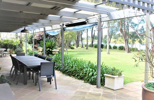 Dora Creek House | Between Waters at Dora Creek