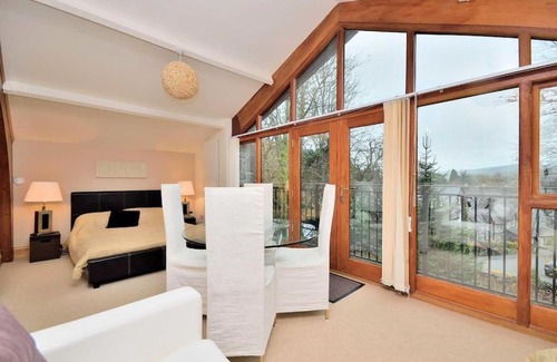 Betws-Y-Coed House | Betws Y Coed Holiday Home by Guestz