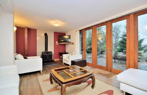 Betws-Y-Coed House | Betws Y Coed Holiday Home by Guestz