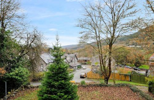 Betws-Y-Coed House | Betws Y Coed Holiday Home by Guestz