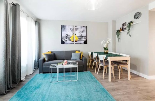 Villejuif Apartment | Beutiful Apartment near Paris with AC and Parking