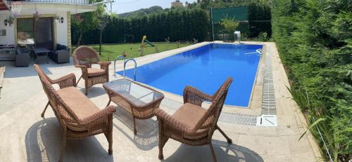 Beykoz District Villa | Beykozda müstakil havuzlu tatil evi