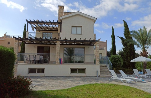 Polis Villa | BF Limni Sandy Beach Villas - 3 Bedroom with sauna
