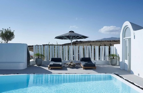 Exo Gialos Villa | BH1017 - C - Villa Santorini
