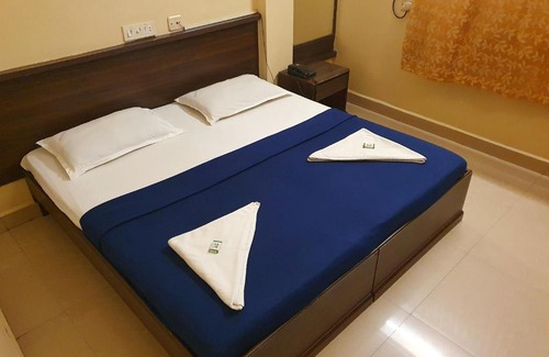 Central Chennai Hotel | BHIMAS INN -Puratchi Thalaivar Dr M G Ramachandran Central Railway Station Chennai