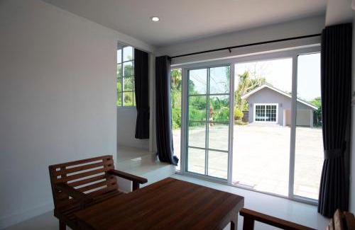 Nakhon Phanom Resort | BHIVE