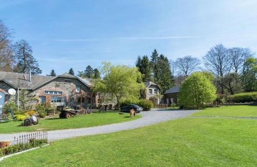 Bievre House | Bièvre Forest-Edge Retreat