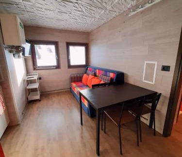 Passo del Tonale Apartment | Biancaneve - 300 Metri dalle Piste, Free Parking e Wi-Fi