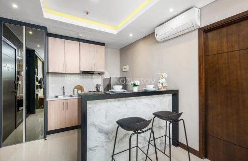 Kebon Jeruk Apartment | Bianco by Kozystay - Kebon Jeruk
