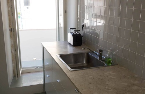 Misericordia Apartment | Bica attic in the historical part of the district São Paulo, overlooking the Tagus