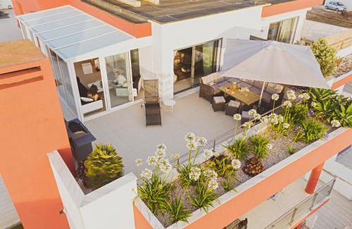 Ferrel Apartment | Bica, luxury heated penthouse with jacuzzi and large terrace in Baleal
