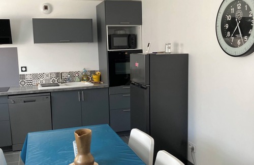 Gond-Pontouvre House | Bienvenue à Angoulême Dans Cette Agréable Maison de 120m2 Entourée dun Jardin