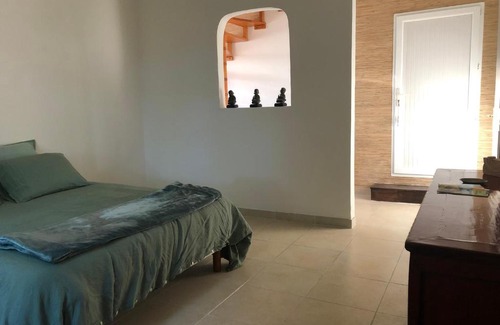 Saint-Quentin-de-Baron Bed & Breakfast | Bienvenue chez Suzy