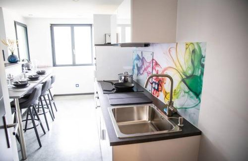 Cholonge Apartment | Bienvenue dans le cobalt !