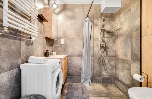 Psie Pole Apartment | Bierutowska 57B by Homeprime