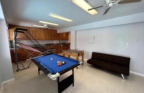 Summerlin House | Big 4 Bedroom Property with a Pool
