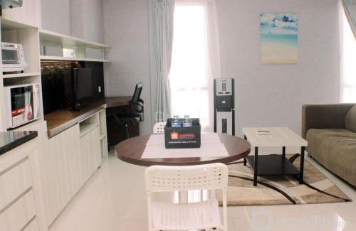 Cikarang Apartment | Big and Cozy Studio at Azalea Suites Apartment By Travelio