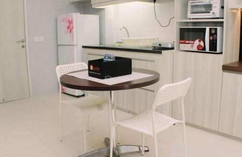 Cikarang Apartment | Big and Cozy Studio at Azalea Suites Apartment By Travelio