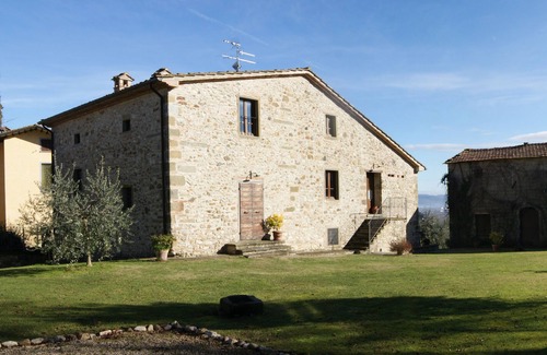 Motina Apartment | Big apartment with garden and kitchen in a countryhouse in Tuscany