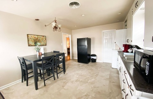 Canyon House | Big backyard and fire pit, close to Canyon Square, WT and the Palo Duro Canyon