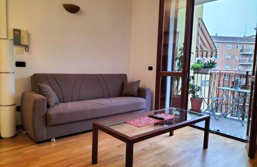 Zona Padova Apartment | Big Bright Flat in Milano close to Loreto square
