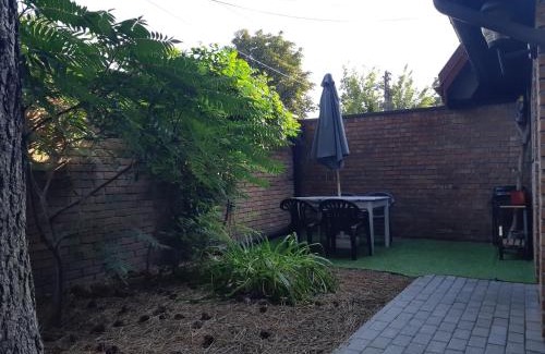 Warsaw Apartment | BIG CALM APART HOTEL 15min WARSAW 6pers WiFi Fireplace Garden Grill