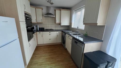 Patchway House | Big Confort, Shared House