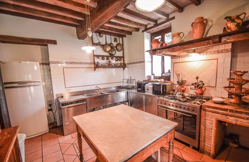 Montecastrilli Villa | Big estate with private pool, large garden 20km from Todi & 34 from Spoleto.