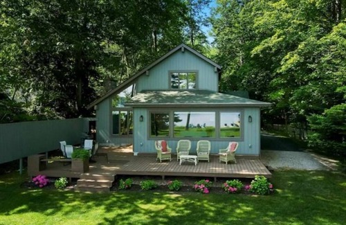 Lake Township House | Big Platte Lakefront Cottage