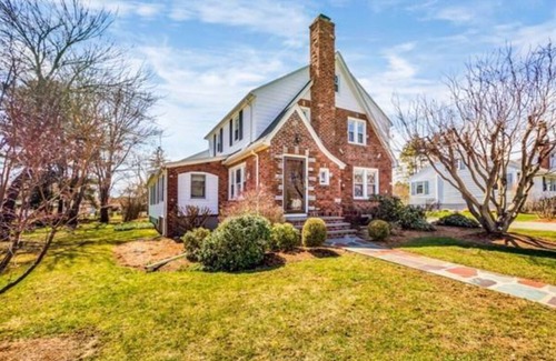 Shrewsbury House | Big Private room,nice view, quiet, wonderful place #3