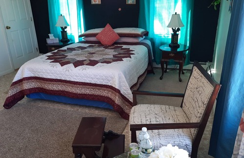 Revere House | Big Room With Private Bathroom In House Right Across Ocean And Beach!
