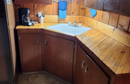 Bynum Hotel | Big Sky Motel