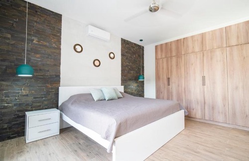 Tamarindo Villa | BIG VILLA 3 BEDROOMS, Private swimming pool in center of Tamarindo