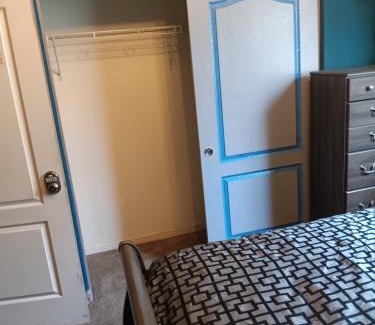 Reno House | Big YELLOW HOUSE On The Hill