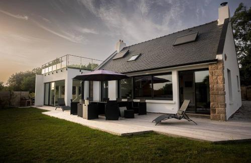 Trebeurden Villa | bihit, Cote De Granit Rose