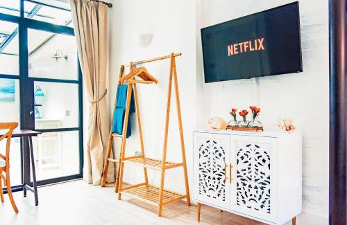 Worthing Apartment | Bijou Retreat 2 mins from Beach