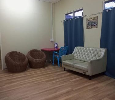 Kampung Gong Datok House | Bilik Bajet RM70-RM90