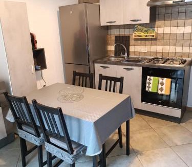 Palermo Apartment | Bilocale con terrazza vista mare e montagna