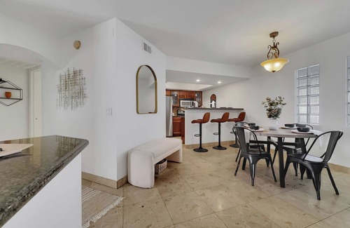 Camelback East Condo | Biltmore Baby! Ground Floor Pool and More!
