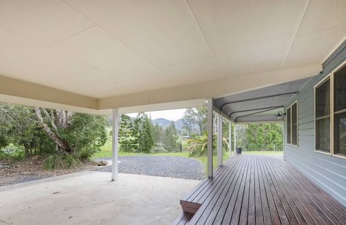 Upper Orara House | Bindarray, riverfront holiday house