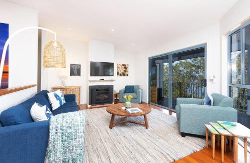Green Point House | Binnowee Lakeside - Between the ocean and lake