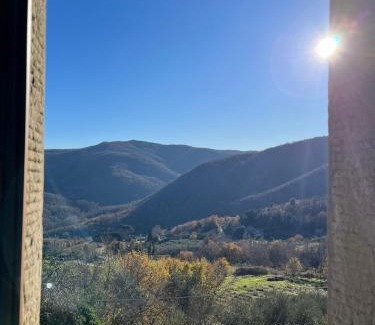 Pieve di Chio House | Bio Agriturismo Alba Etrusca di Cortona - Organic Farmhouse- Appartamento Lavanda-Appartamento Rosmarino - vasca idromassaggio esterna da maggio ad ottobre