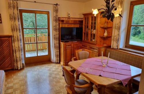 Hintersee House | Bio-Bauernhof Vordergrubenbach - Familie Oberascher