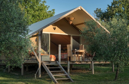 Sorano RV Rental | Bio Glamping Toscana Luxury Tents